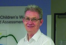Chief Medical Officer Dr Hugh Lees has been awarded a Distinguished Clinical Teacher Award.